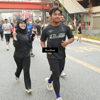 Runner Photo 4708555