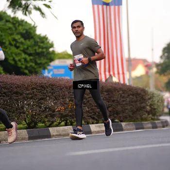 Runner Photo 4708570