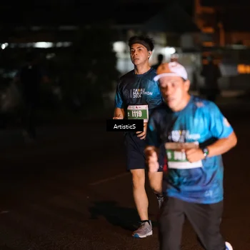 Runner Photo 4708596
