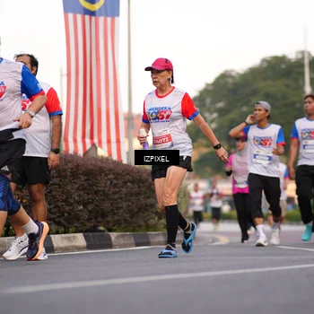 Runner Photo 4708616