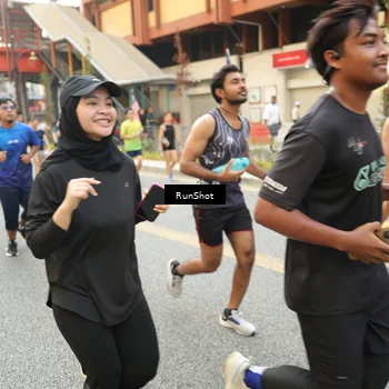 Runner Photo 4708631