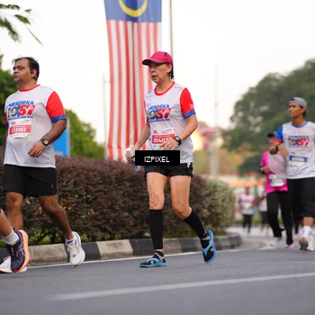 Runner Photo 4708636