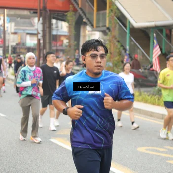 Runner Photo 4708648