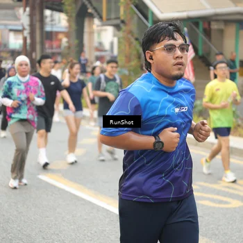 Runner Photo 4708677