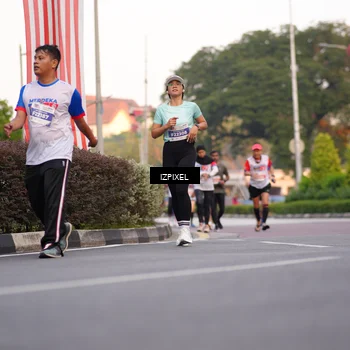 Runner Photo 4708686