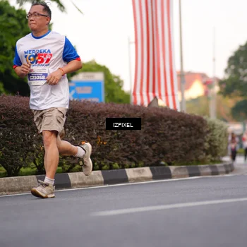 Runner Photo 4708690