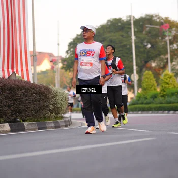 Runner Photo 4708698
