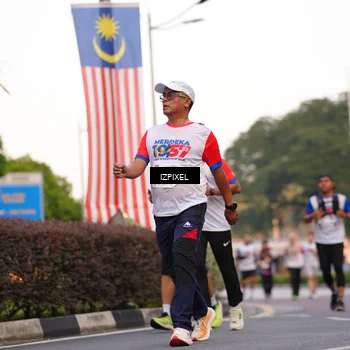 Runner Photo 4708708