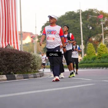 Runner Photo 4708715