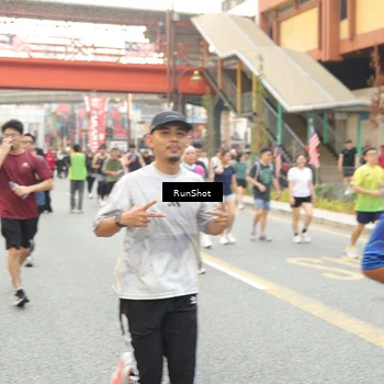 Runner Photo 4708726