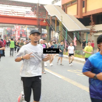Runner Photo 4708738