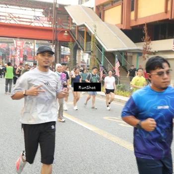 Runner Photo 4708742