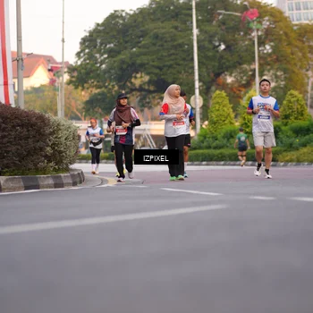 Runner Photo 4708747