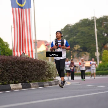 Runner Photo 4708756