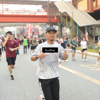 Runner Photo 4708770