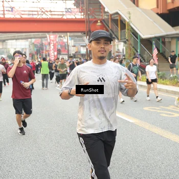 Runner Photo 4708791