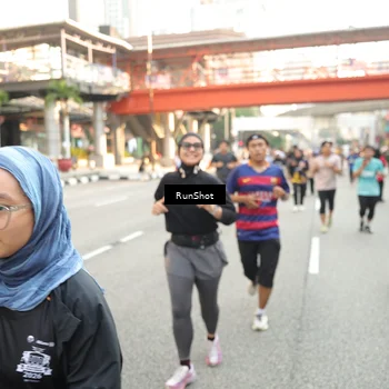 Runner Photo 4708815