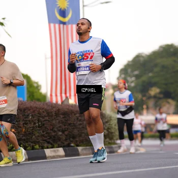 Runner Photo 4708826