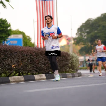Runner Photo 4708878