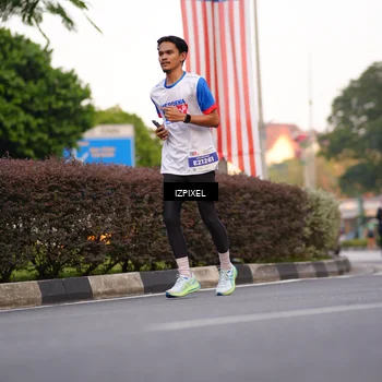 Runner Photo 4708883