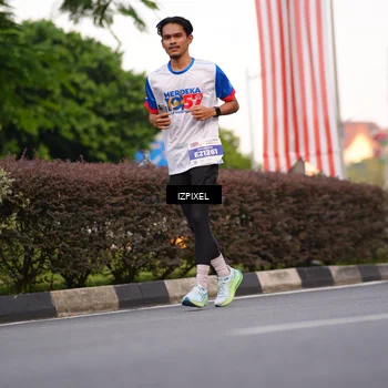 Runner Photo 4708912