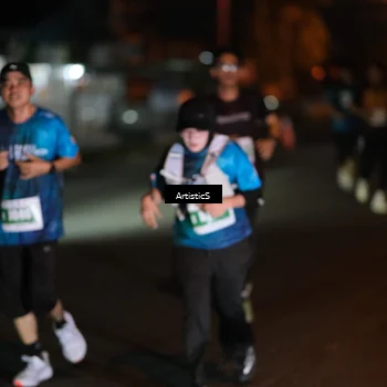Runner Photo 4708975