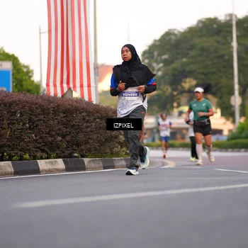 Runner Photo 4709116