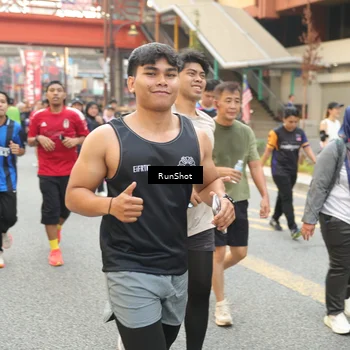 Runner Photo 4709192