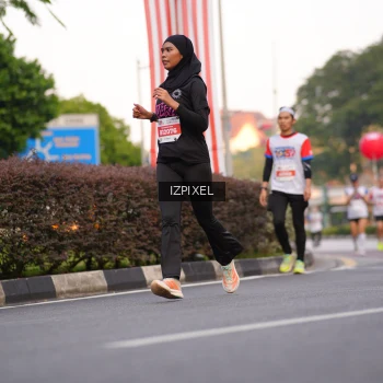 Runner Photo 4709555