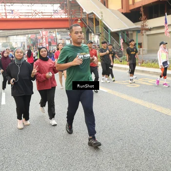 Runner Photo 4709603