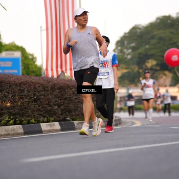 Runner Photo 4709676