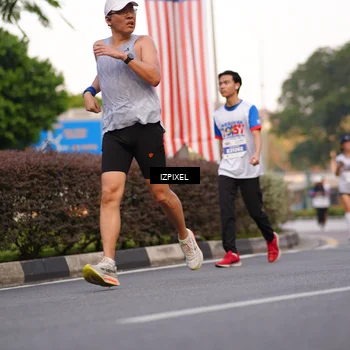 Runner Photo 4709701