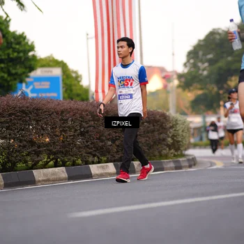 Runner Photo 4709708