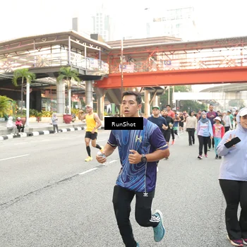 Runner Photo 4710002