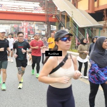 Runner Photo 4710012