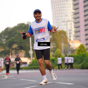 Runner Photo 4710080