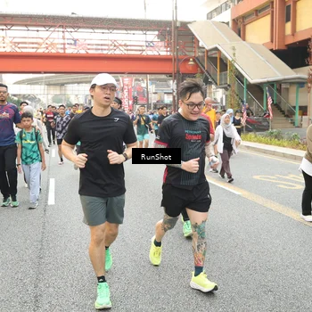 Runner Photo 4710086