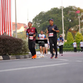 Runner Photo 4710130