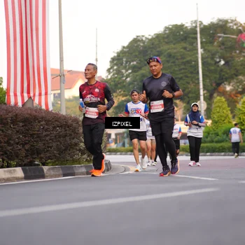 Runner Photo 4710144