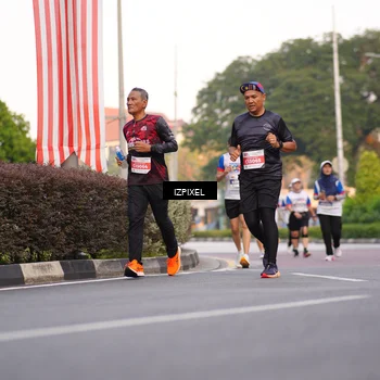 Runner Photo 4710152