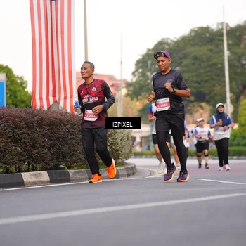 Runner Photo 4710160