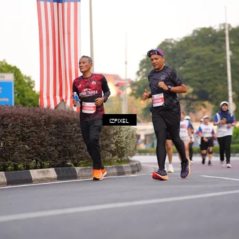 Runner Photo 4710164