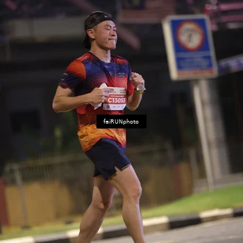 Runner Photo 4710312