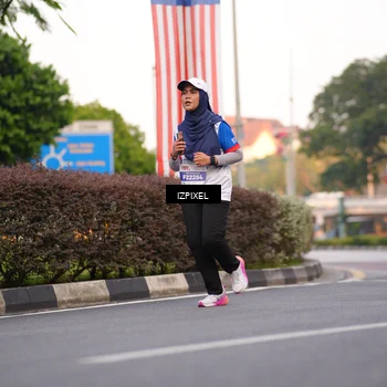 Runner Photo 4710324