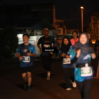 Runner Photo 4710425