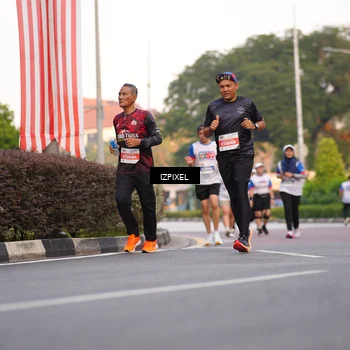 Runner Photo 4710438