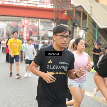 Runner Photo 4710470