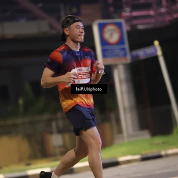 Runner Photo 4710494
