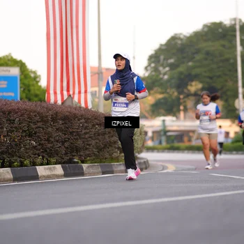 Runner Photo 4710511