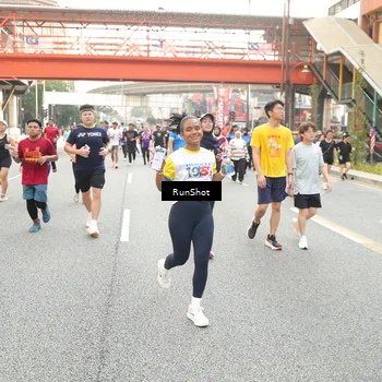 Runner Photo 4710544